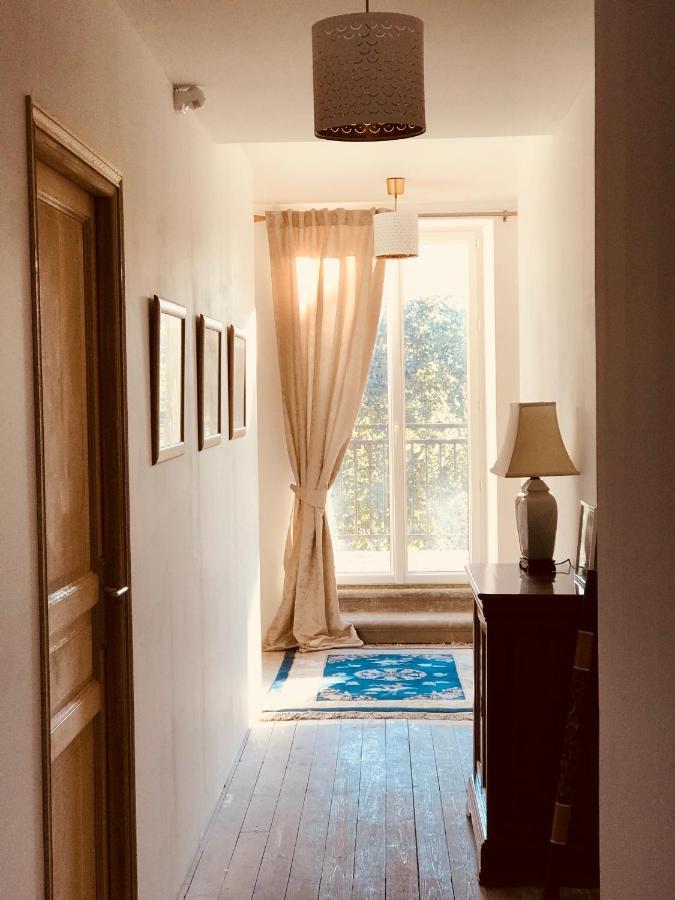 Le Chateau Segot Neuilly-le-Réal Eksteriør billede